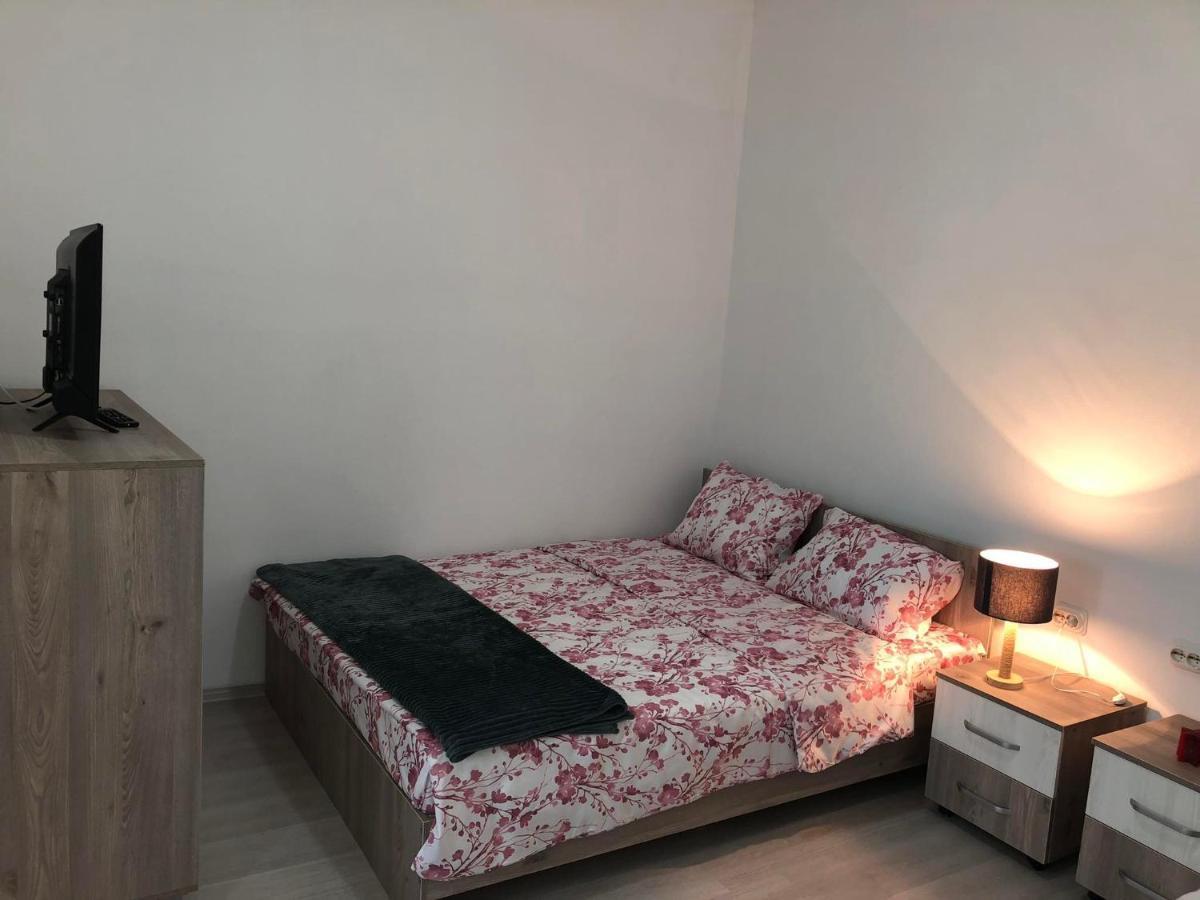 Astoria Luxe Appartement Kumanovo Buitenkant foto