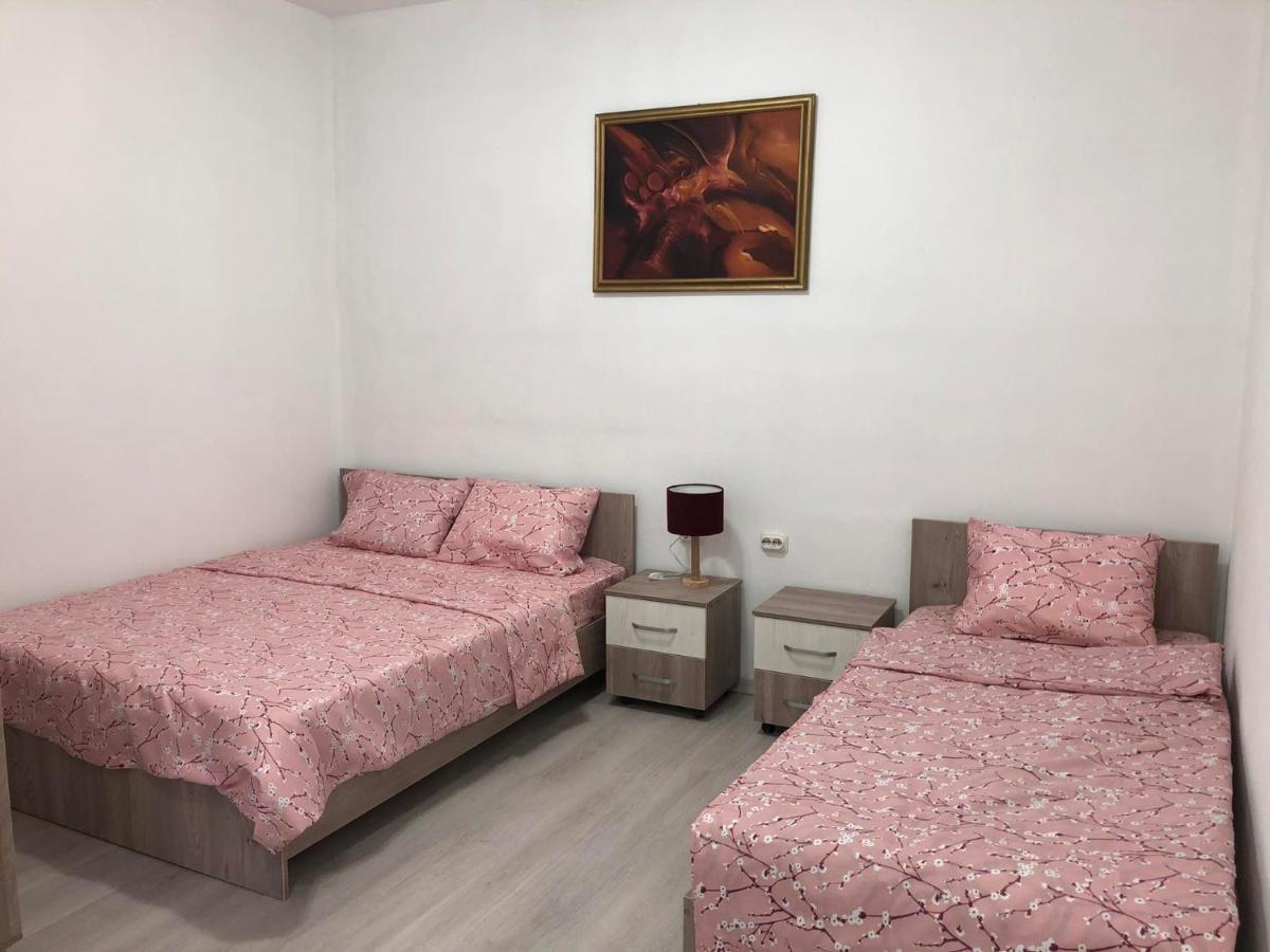 Astoria Luxe Appartement Kumanovo Buitenkant foto